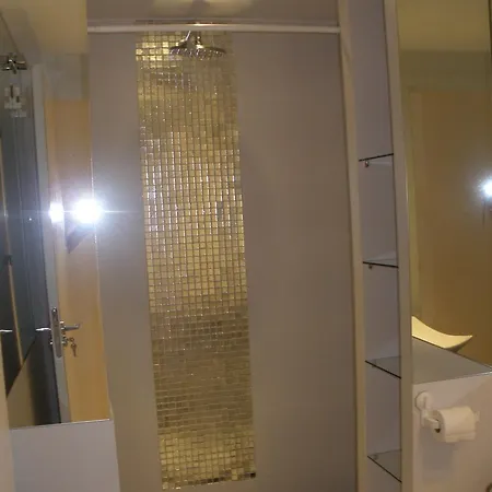 Tibula Teatro Parking *