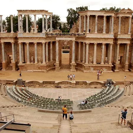 Tíbula Teatro Parking * Mérida