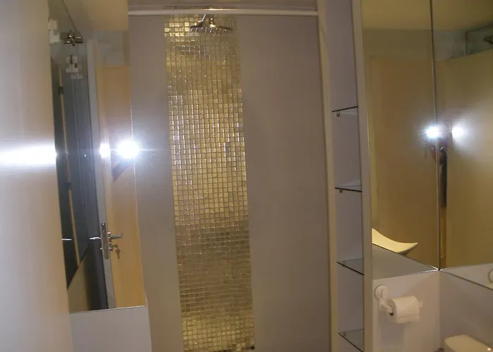 Tibula Teatro Parking *