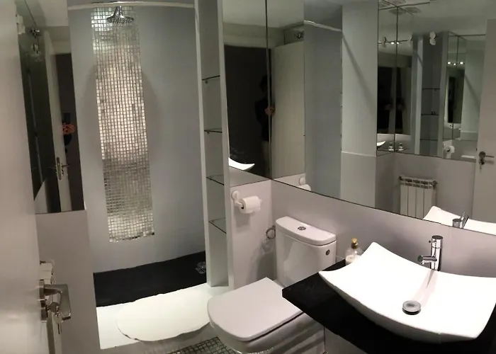 Tíbula Teatro Parking