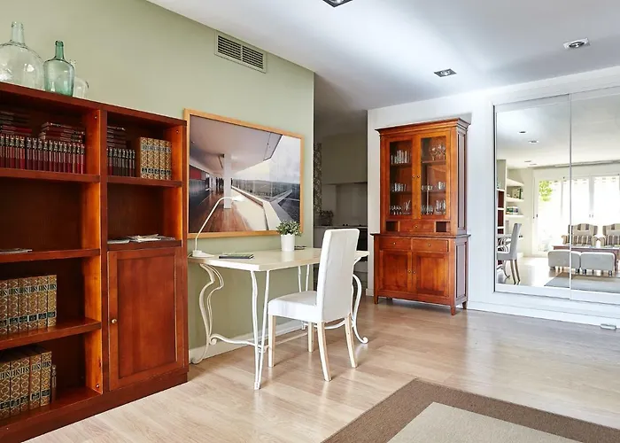 Tíbula Teatro Parking